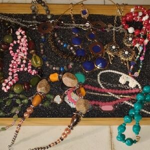 🎊Necklace Bundle Bucket🎊